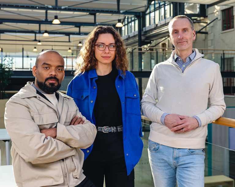 Govin Induchoodan, COO, Alica Ondrejkova, CTO och Anders Sonesson, CEO på Glenntex.