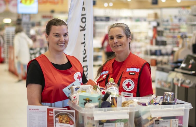 Röda Korset och ICA i gemensam satsning för att öka svenskarnas hemberedskap